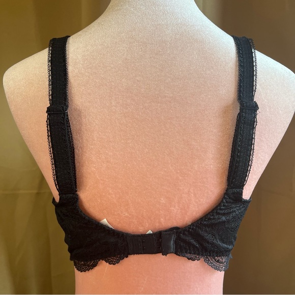 Simone Perele
Karma 3D
Molded Bra
Black
34D - Picture 5 of 13